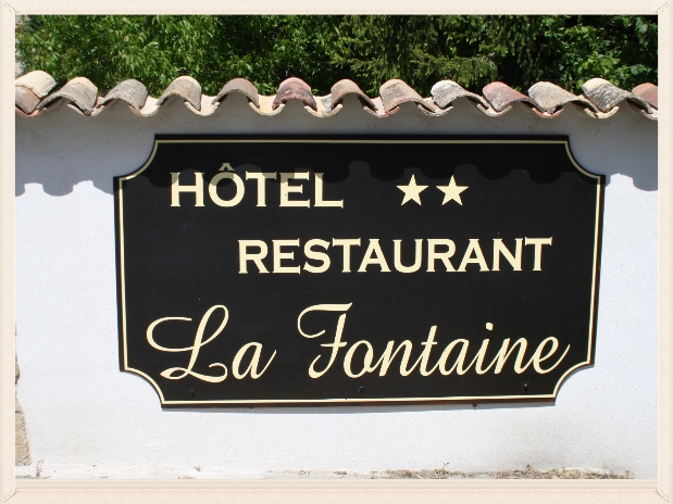 HOTEL_RESTAURANT_LA_FONTAINE_SAINT_MARTIN_DE_BROMES_GREOUX